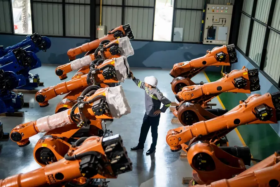inspecting an automatic AI robot arm